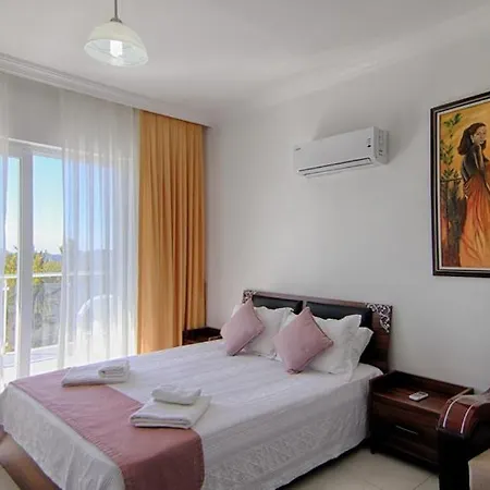 Yildirim 1, Private With 70m2 Pool Βίλα